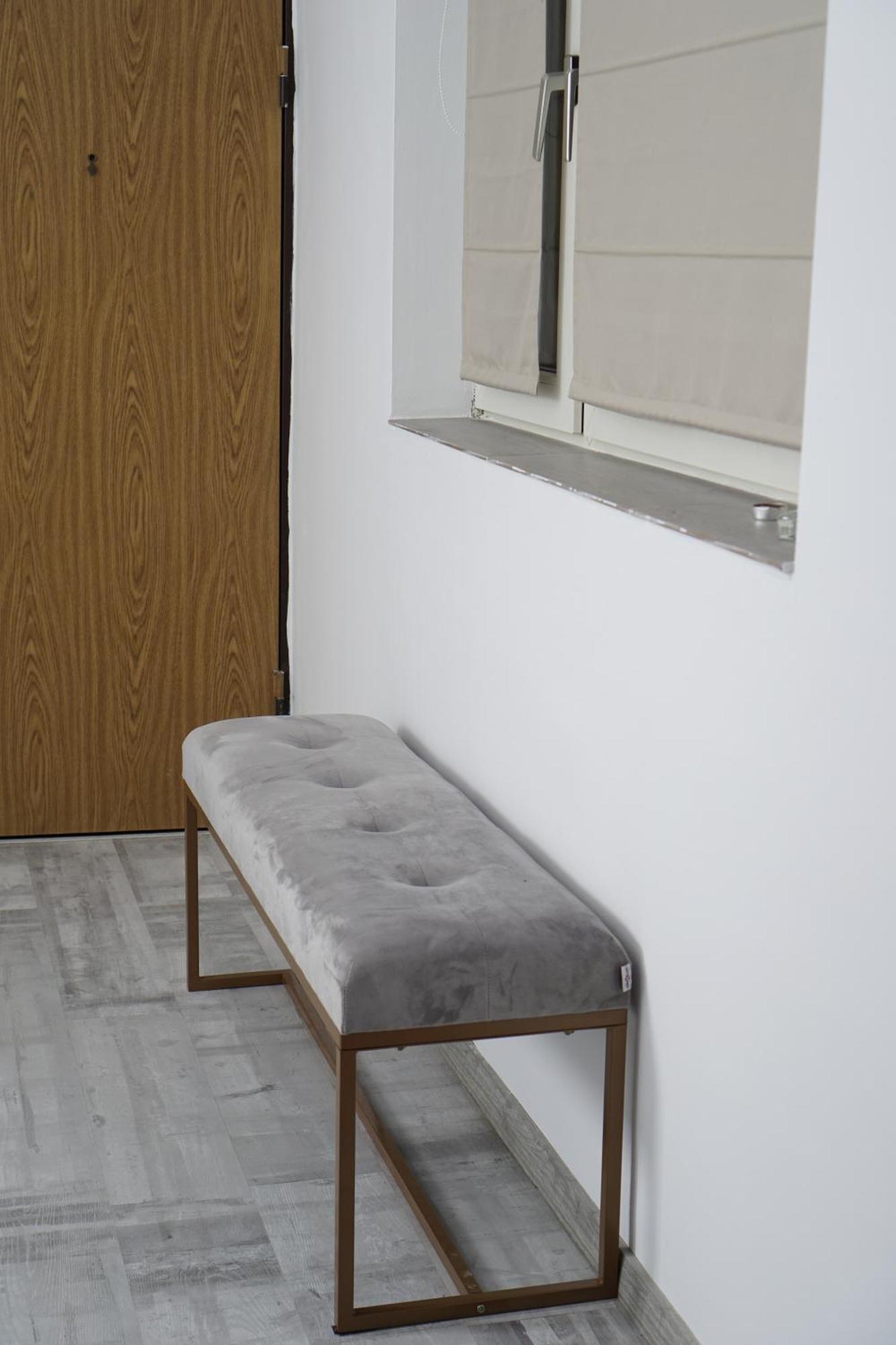 24 Shades Of Grey, Rezerva Acum Apartament Ultracentral, Ceai, Cafea, Filtru Apa Rece-Fierbinte, Saltea 160 Cm Memory Foam Craiova Exterior photo